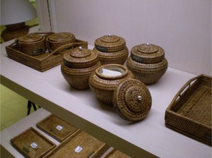 isetan1005b